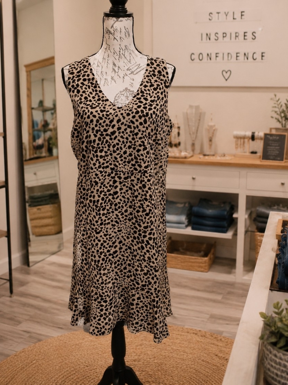 The Vanity Room Leopard Print Dress – Women's Large